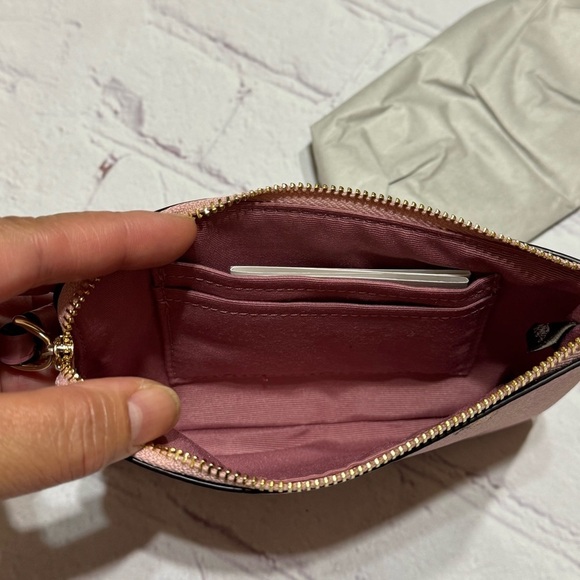 COACH Corner Zip Wristlet In Pink Signature Canvas With ButterFly Print nwt - Picture 3 of 10